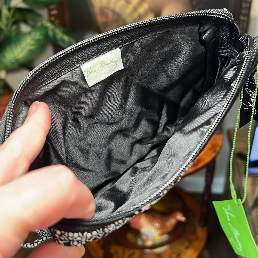 Vera Bradley Black and White Quilted Blanco Bouquet Small Cosmetic Bag
